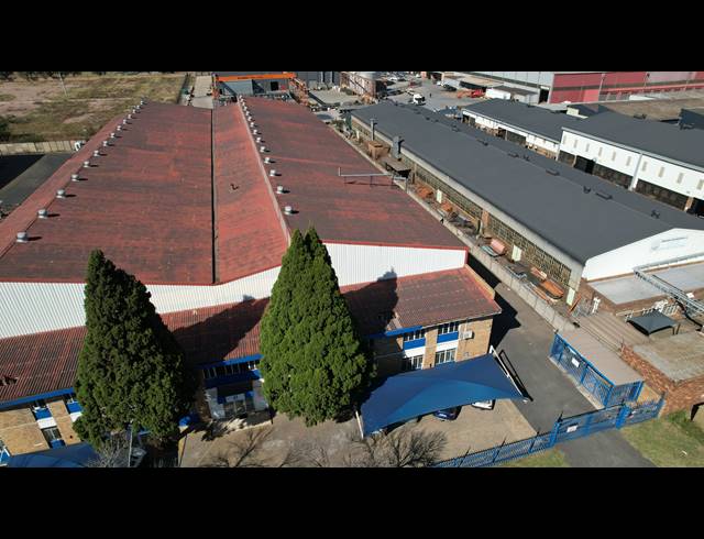 2,000M² FACTORY TO LET IN ROODEKOP